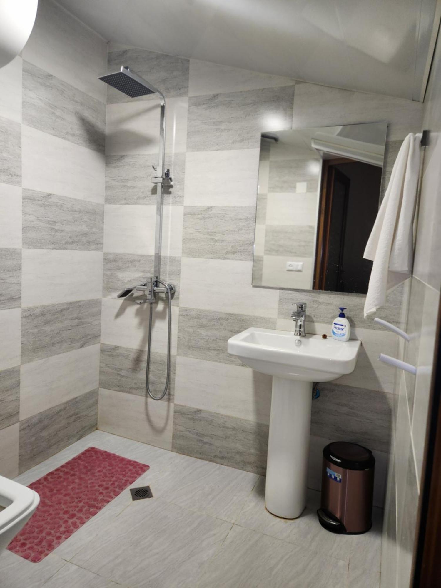 Sanli Hotel เมสเตีย ภายนอก รูปภาพ